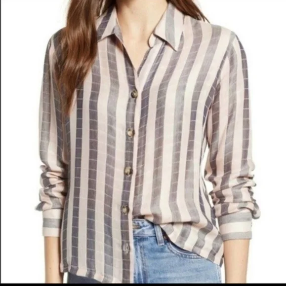 Socialite Gray black and tan stripes long sleeve top Med. - Picture 1 of 5